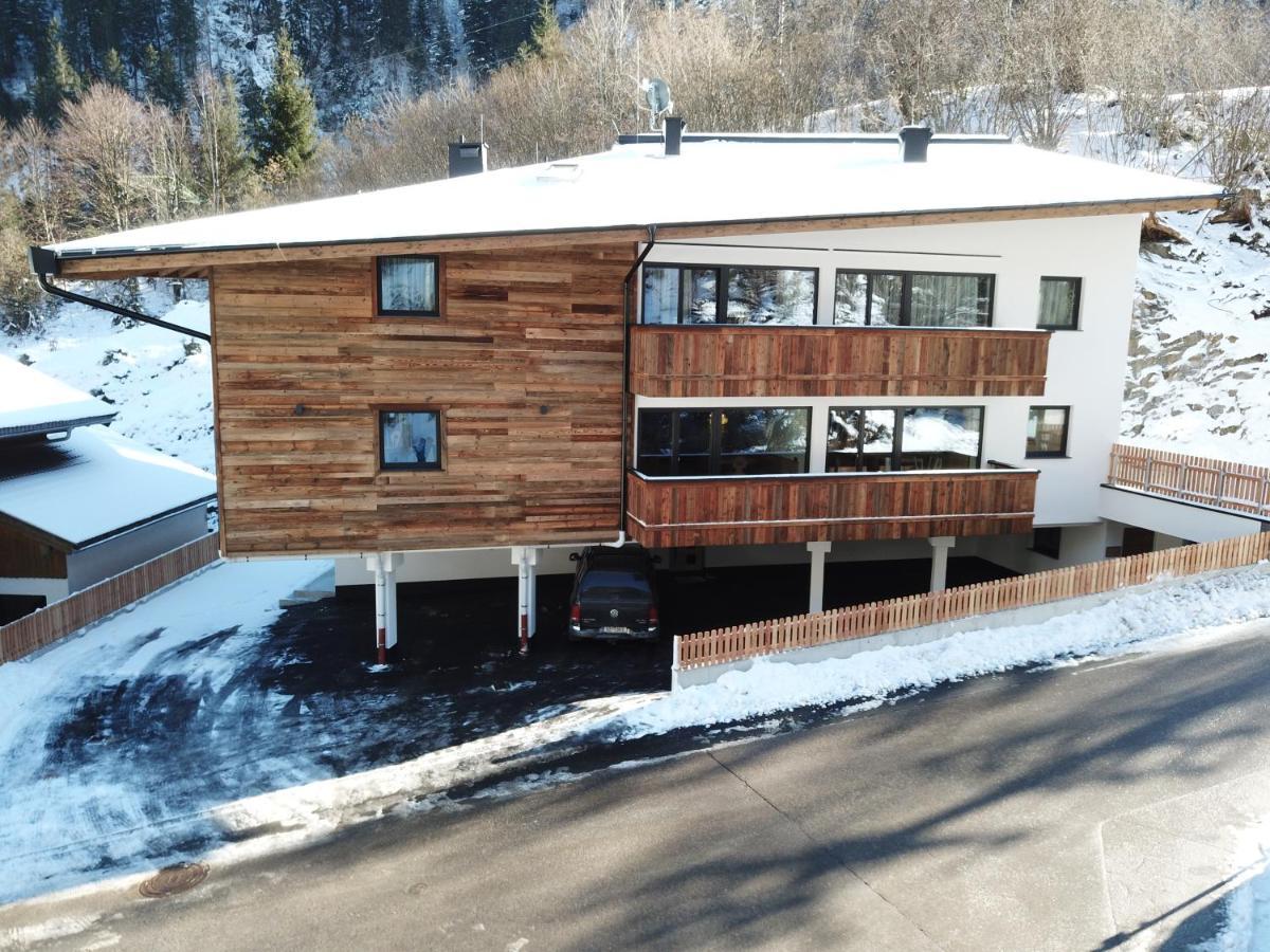 Almhittn - Luxus Appartements Finkenberg Luaran gambar